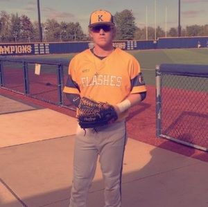 Meet your Posher, Evan